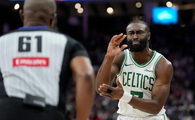 布朗是绿军领袖 他的地位是不是已超越塔图姆了?
