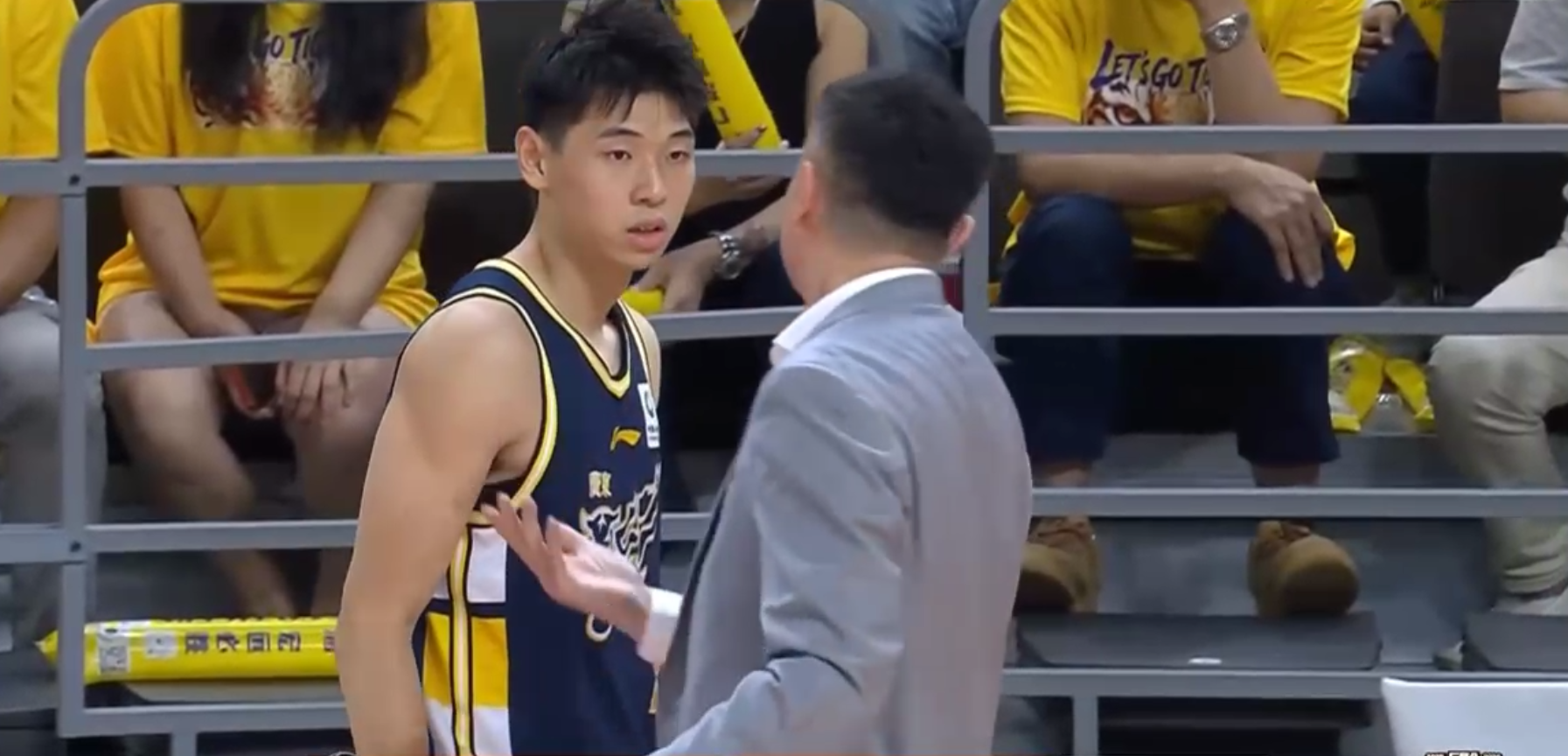 MK体育官方网站-0+1+1!绝杀北京之夜他却成最尴尬之人,粤迷:就该给嘉哥打替补